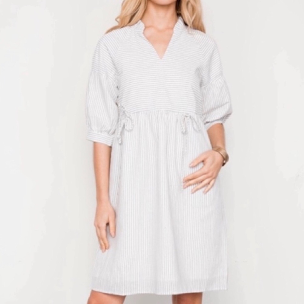 💐IVORY V-NECK DRESS💐 - Picture 7 of 8